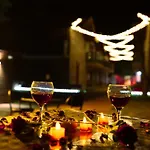 Tas Mahall Luxury Bed & Breakfast