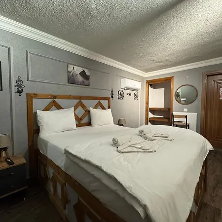 Tas Mahall Luxury Bed & Breakfast